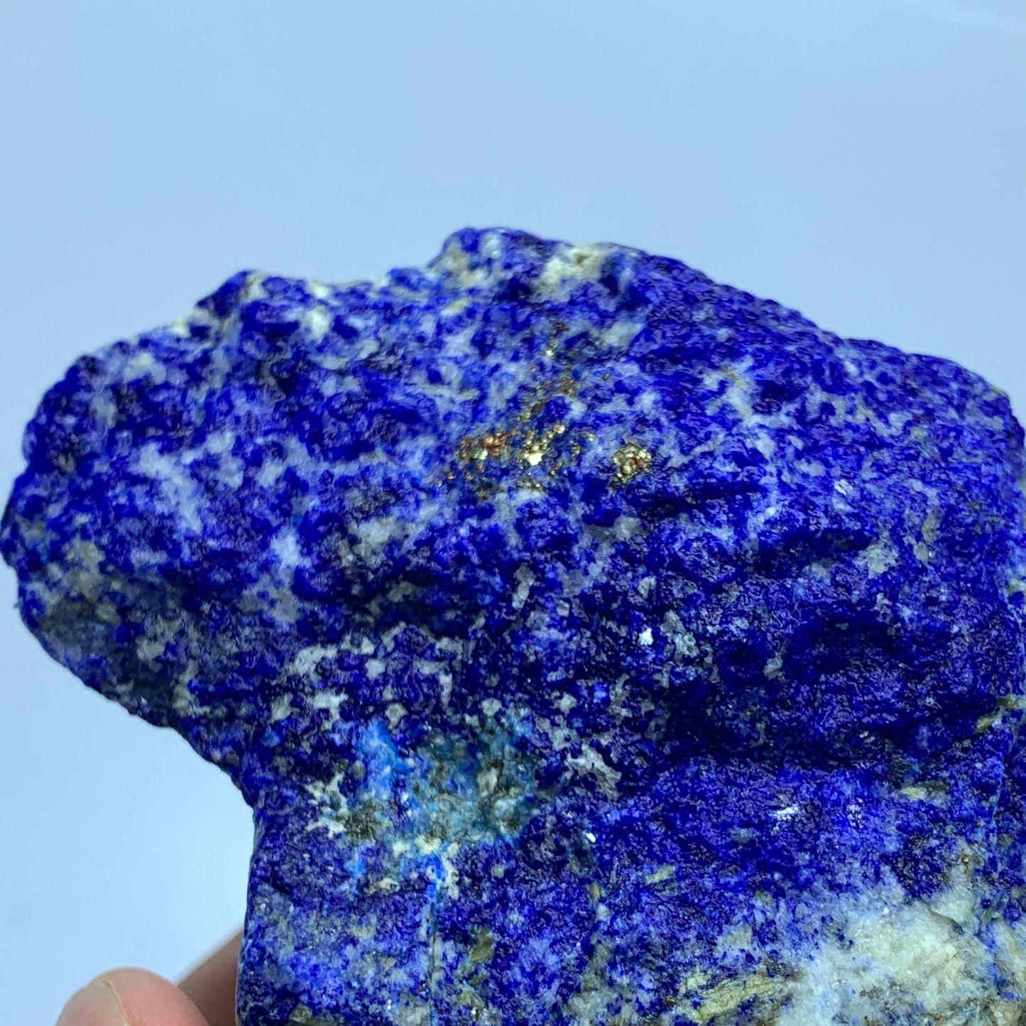 lazurite, pyrite
