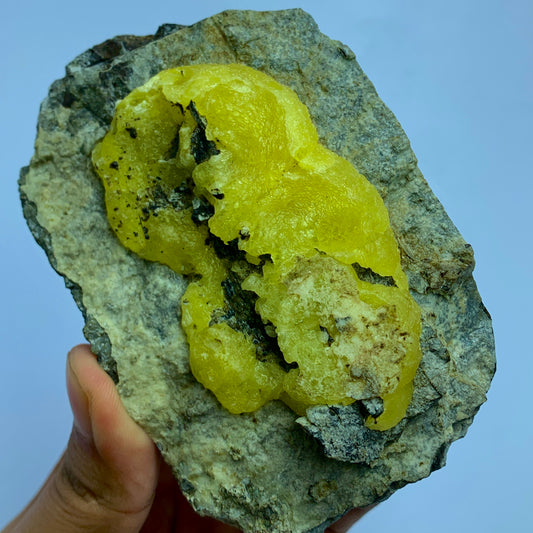 Brucite Crystal, 550 Grams, Lemon Yellow Brucite, Balochistan Mineral, Brucite Cluster, Rare Mineral, Collector Specimen, Pakistan Crystal, Magnesium Hydroxide