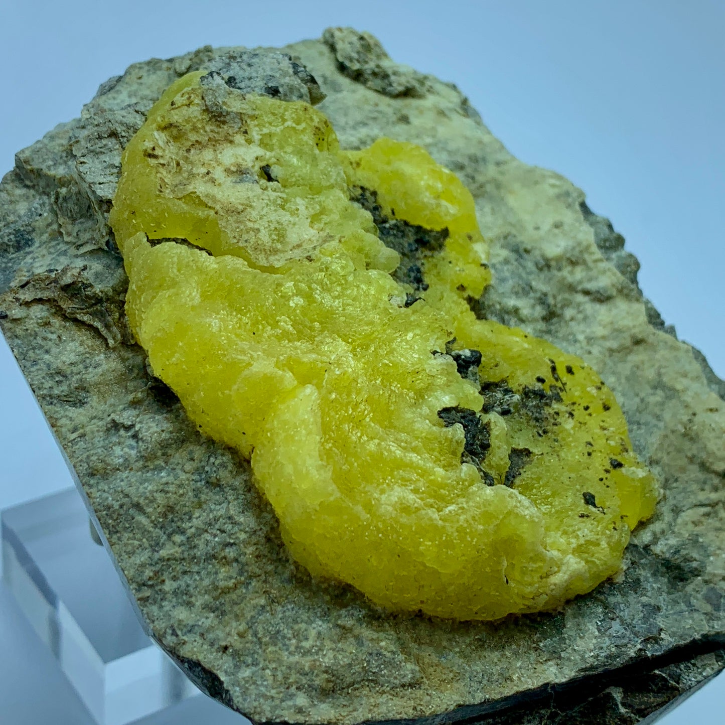 Brucite Crystal, 550 Grams, Lemon Yellow Brucite, Balochistan Mineral, Brucite Cluster, Rare Mineral, Collector Specimen, Pakistan Crystal, Magnesium Hydroxide