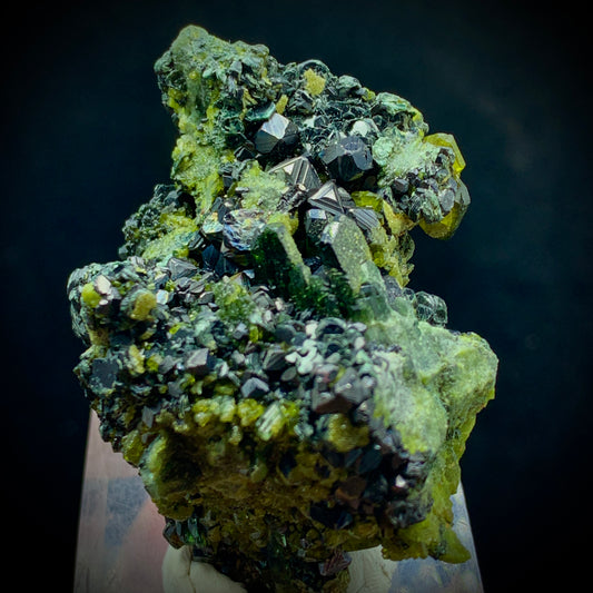 Magnetite, Vesuvianite, Diopside, Mineral Association, 305 Carats, Skarn Mineral, Black Mineral, Green Mineral, Collector Specimen, Complex Mineralogy, Grounding Stone, Crystal Dimensions, Pyroxene