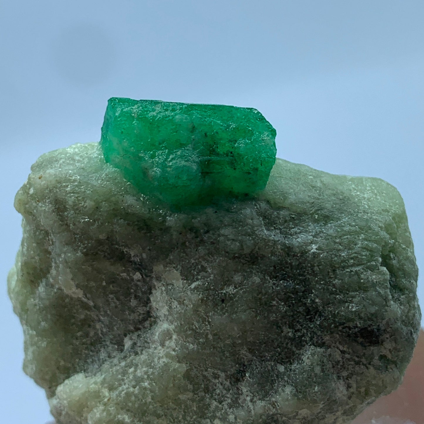 Emerald Crystal, Emerald on Matrix, Vivid Green Emerald, 145 Carat, Raw Emerald, Natural Specimen, Pakistan Emerald, Mineral Collector, Green Crystal, Collector Gemstone, Emerald Display, Raw Stone