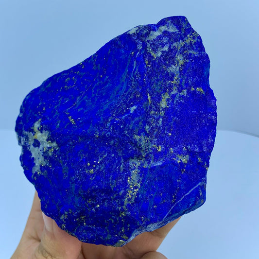 How to Choose AAA Lapis Lazuli Rough: Color, Quality & Uses