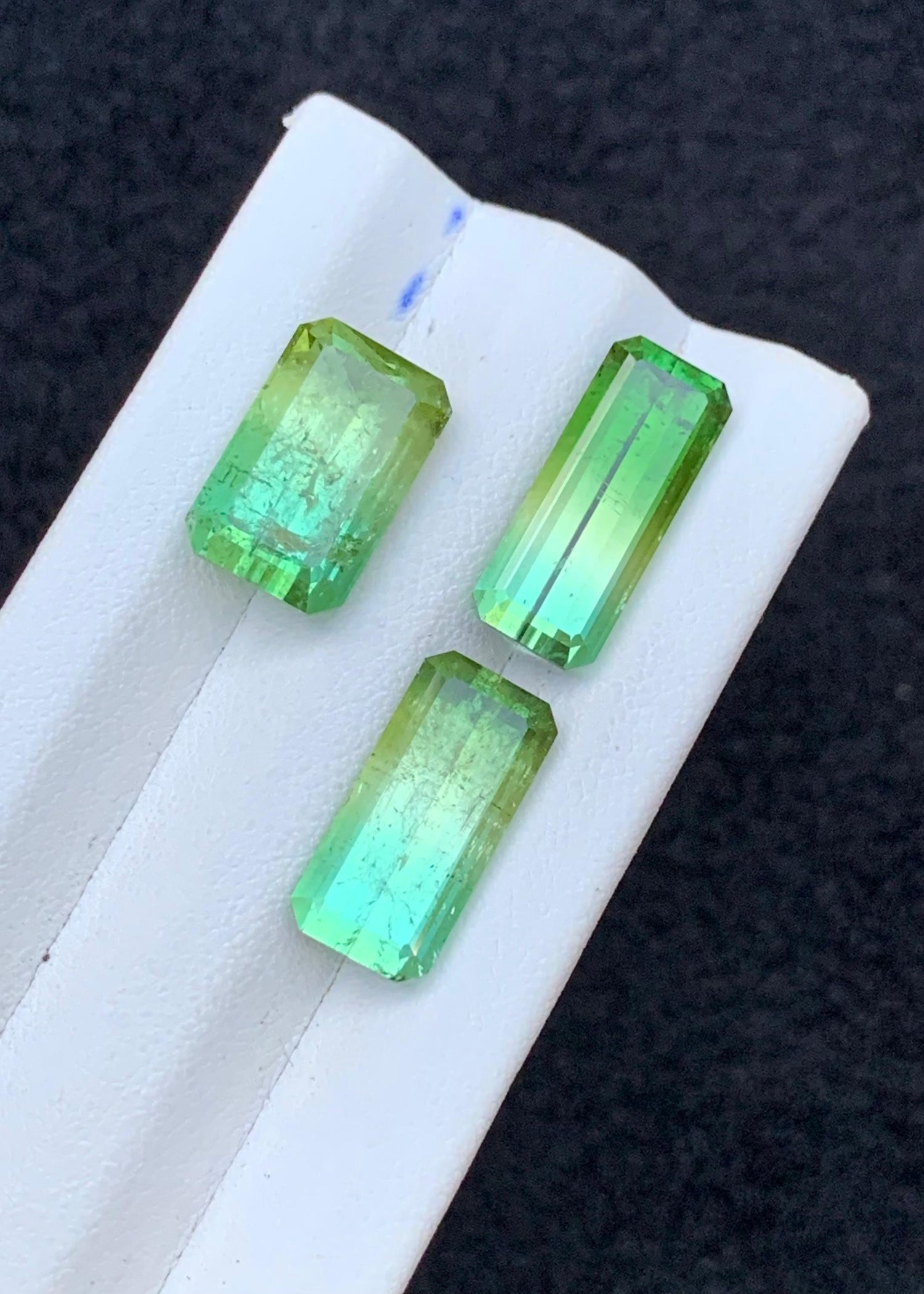 LOOSE GEMSTONES