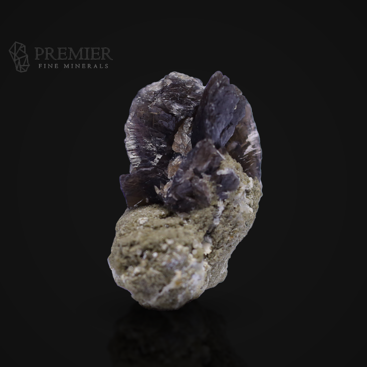 AXINITE