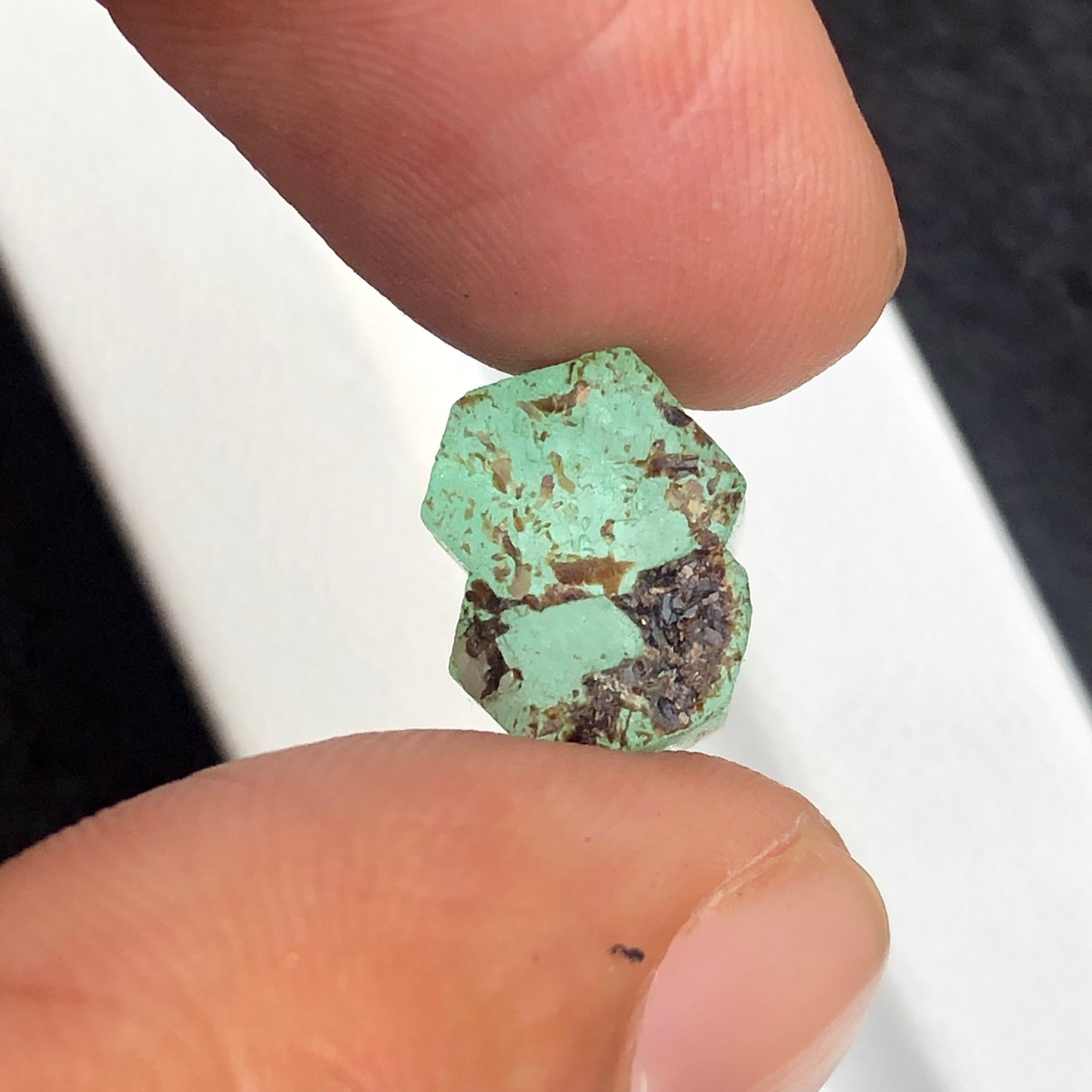 Emerald Rough, 14.5 Carat Emerald, Uncut Gemstone, Vivid Green, Afghan Emerald, Afghanistan Crystal, Raw Beryl, Emerald Crystal, May Birthstone, Lapidary Rough, Investment Grade