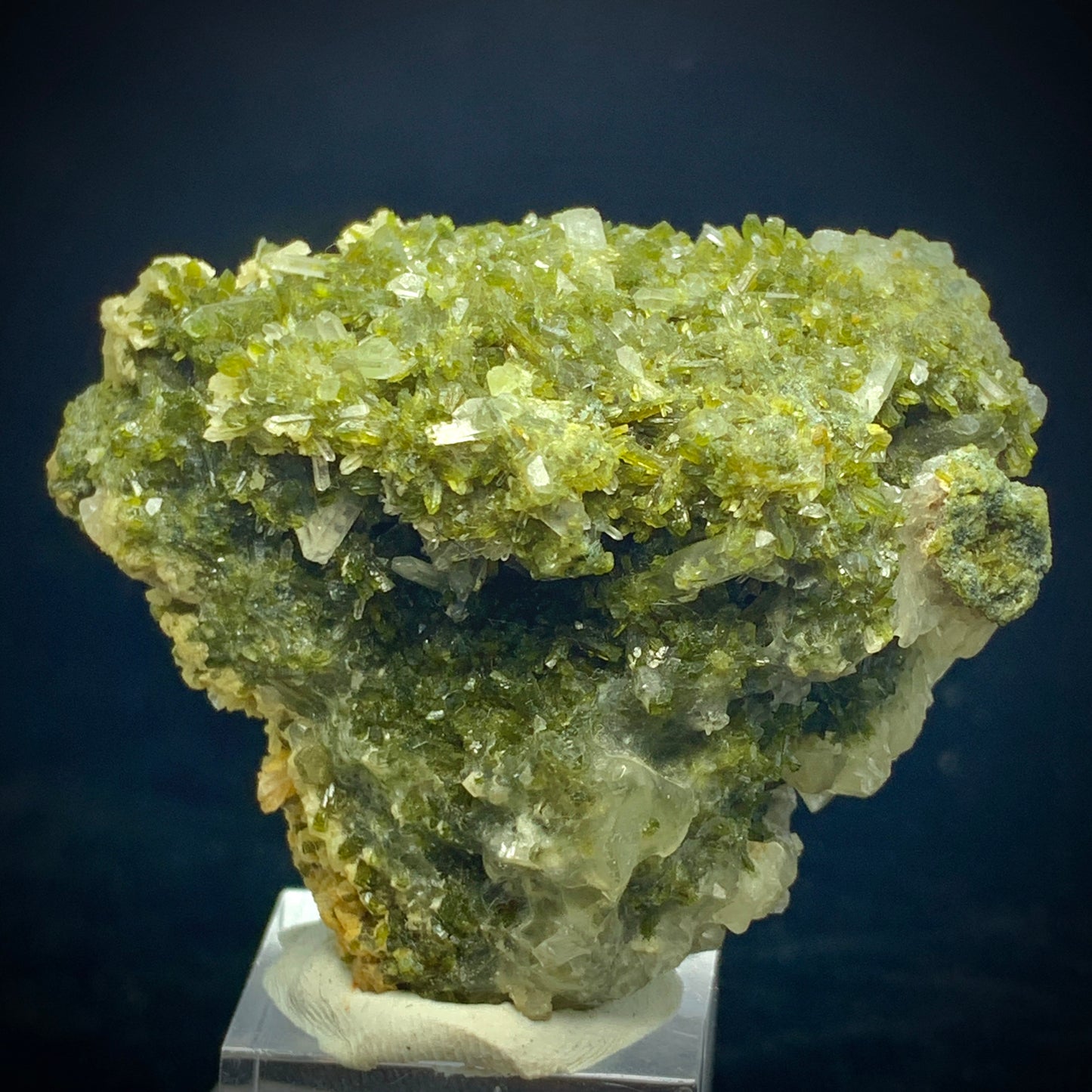 Vesuvianite Crystal, 708 Carat, Lazer Quartz, Calcite, Pakistan Crystal, Mineral Cluster, Idocrase, Damage Free, Rare Mineral, Collector Specimen