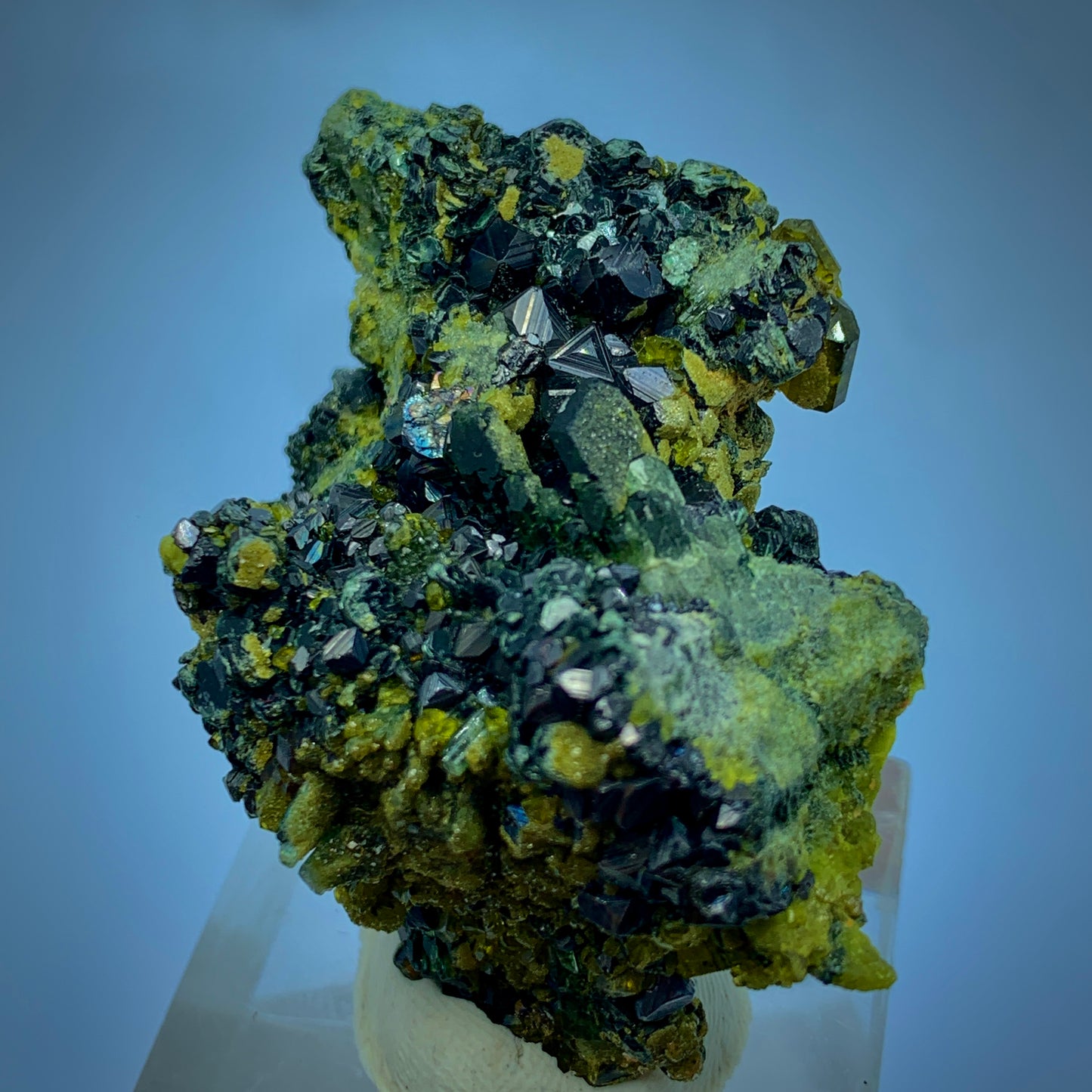 Magnetite, Vesuvianite, Diopside, Mineral Association, 305 Carats, Skarn Mineral, Black Mineral, Green Mineral, Collector Specimen, Complex Mineralogy, Grounding Stone, Crystal Dimensions, Pyroxene