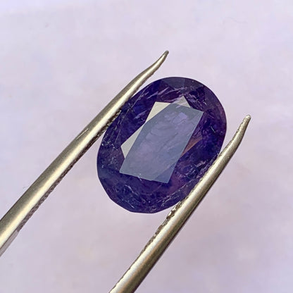 Natural Corundum Sapphire Oval Shaped – Rare Kashmir, Pakistan (5.5 Carats)