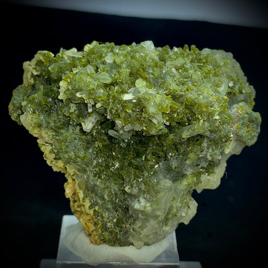 Vesuvianite Crystal, 708 Carat, Lazer Quartz, Calcite, Pakistan Crystal, Mineral Cluster, Idocrase, Damage Free, Rare Mineral, Collector Specimen