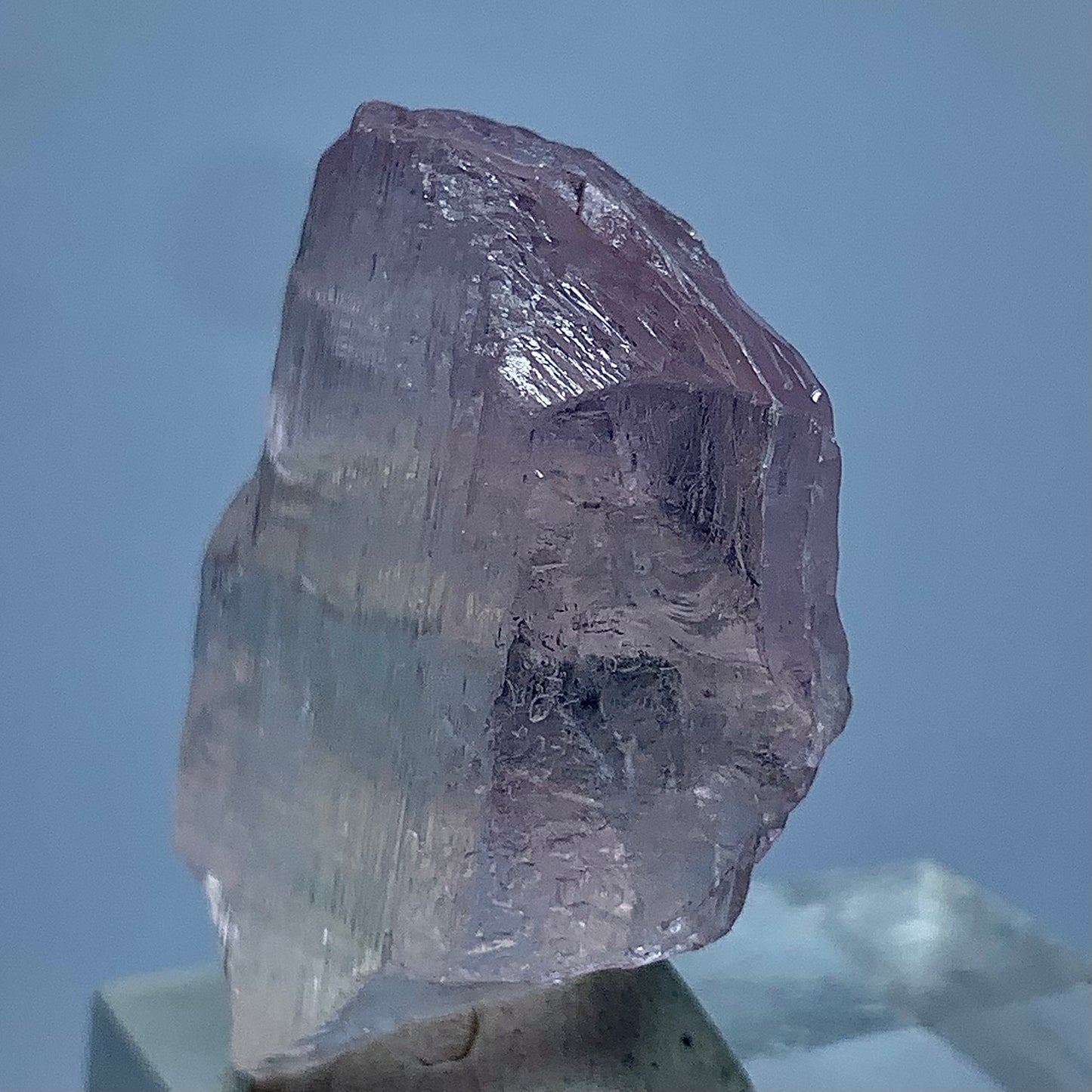 Kunzite, Spodumene, Afghanistan Mineral, Pink Crystal, Heart Chakra, Emotional Healing, Gem Crystal, Collector Specimen, Lilac Crystal,Pegmatite Mineral, Unconditional Love, Afghani Kunzite