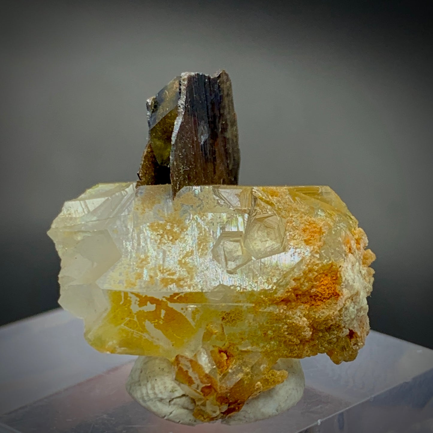 Brookite Crystal, 28.50 Carats, Quartz Matrix, Rare Mineral, Titanium Dioxide, Brookite on Quartz, Crystal Specimen, Miniature Specimen, High Energy, Collector Gem, TiO2 Crystal, Crystal Dimensions, Natural Mineral