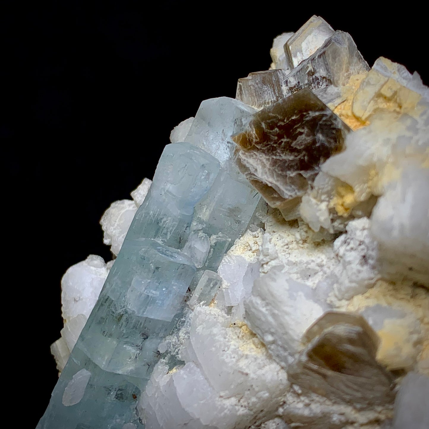 Aquamarine Crystal, Beryl in Matrix, Pakistan Mineral, Throat Chakra, Feldspar, Mica, Pegmatite Mineral, Collector Specimen, Investment Stone, Aesthetic Cluster, Natural Matrix