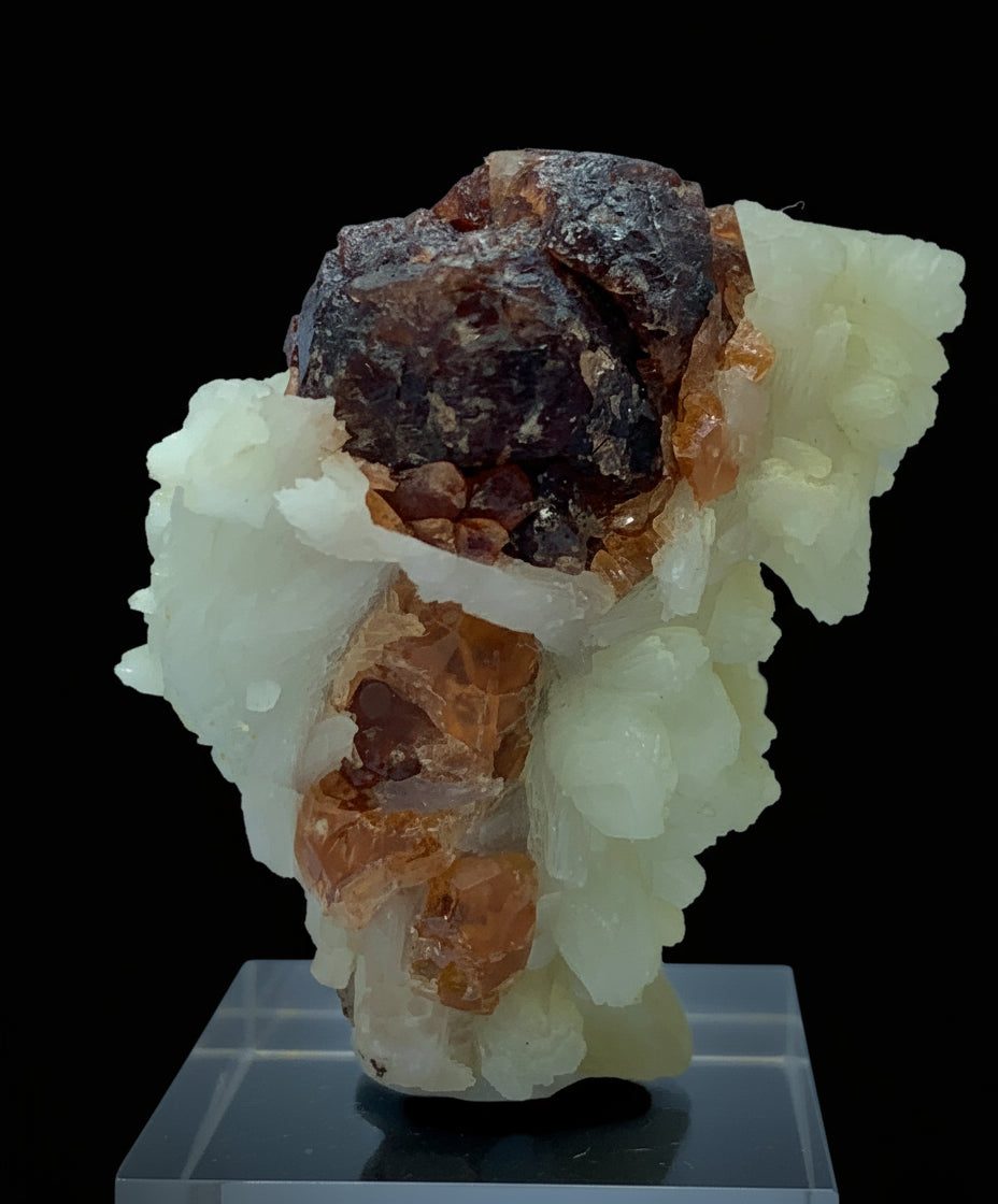 Rhodolite Garnet, Garnet Crystals, 215 Carats, Mushroom Crystal, Feldspar Matrix, Pakistan Mineral, Pink Garnet, Collector Specimen, Aesthetic Cluster, Heart Chakra, Pegmatite Mineral, Unique Mineral, Crystal Dimensions