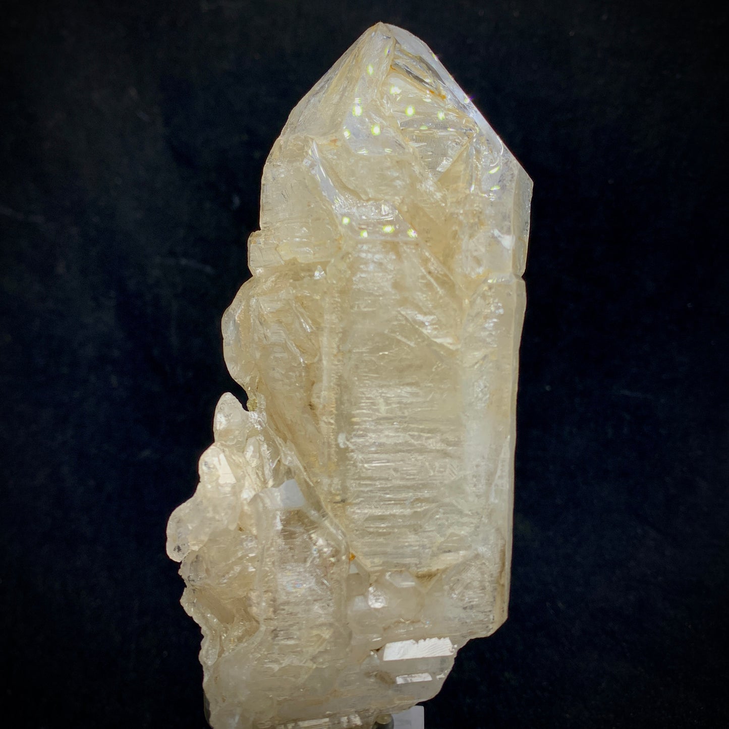 Skeleton Quartz, 2240 Carats, Fenster Quartz, Perfect Terminated, Large Crystal, Master Healer, Record Keeper, Collector Specimen, $\text{SiO}_2$, Quartz Crystal, Growth Interference, Investment Stone, Crystal Dimensions