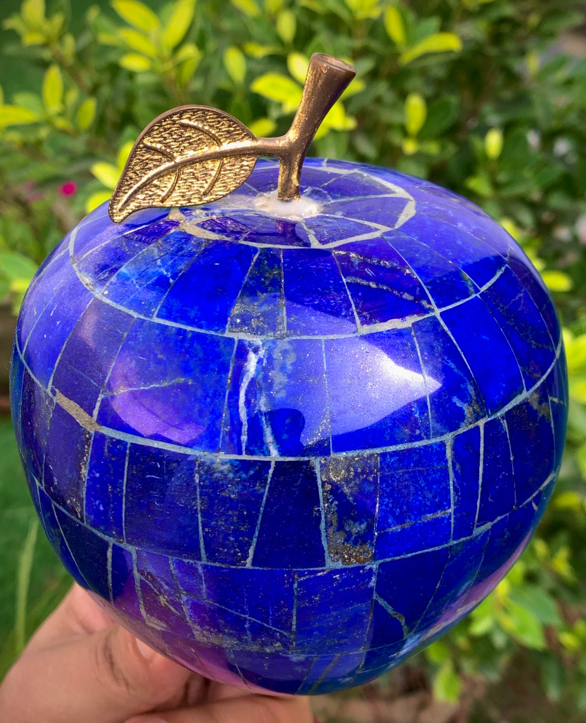 Lapis Lazuli Apple Sculpture, Blue Gemstone Fruit Figurine with Gold Tone Leaf, Natural Stone Carving, 1783g Collectible Home Decor