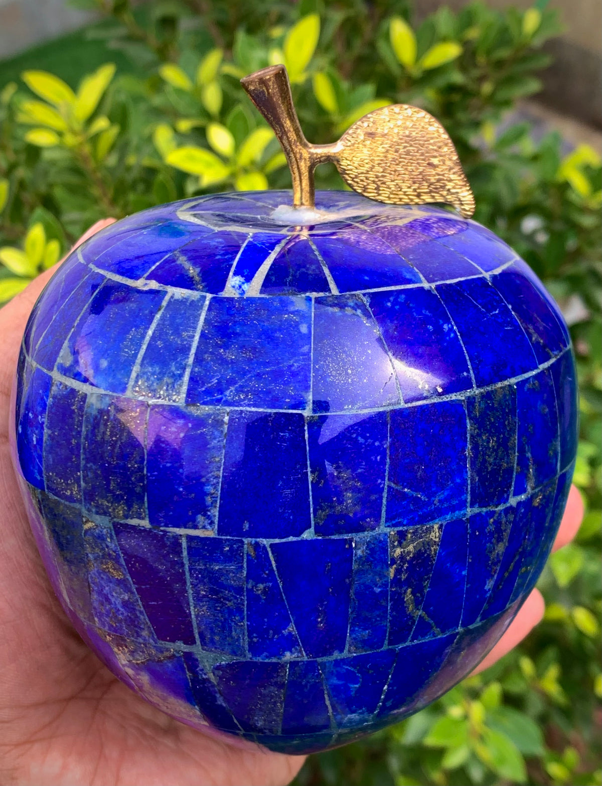 Lapis Lazuli Apple Sculpture, Blue Gemstone Fruit Figurine with Gold Tone Leaf, Natural Stone Carving, 1783g Collectible Home Decor