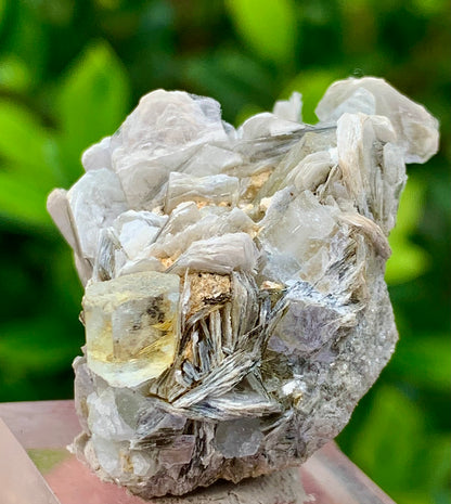 22 Grams Natural Blue Aquamarine Terminated Crystal Specimen on Muscovite Mica Matrix From Pakistan
