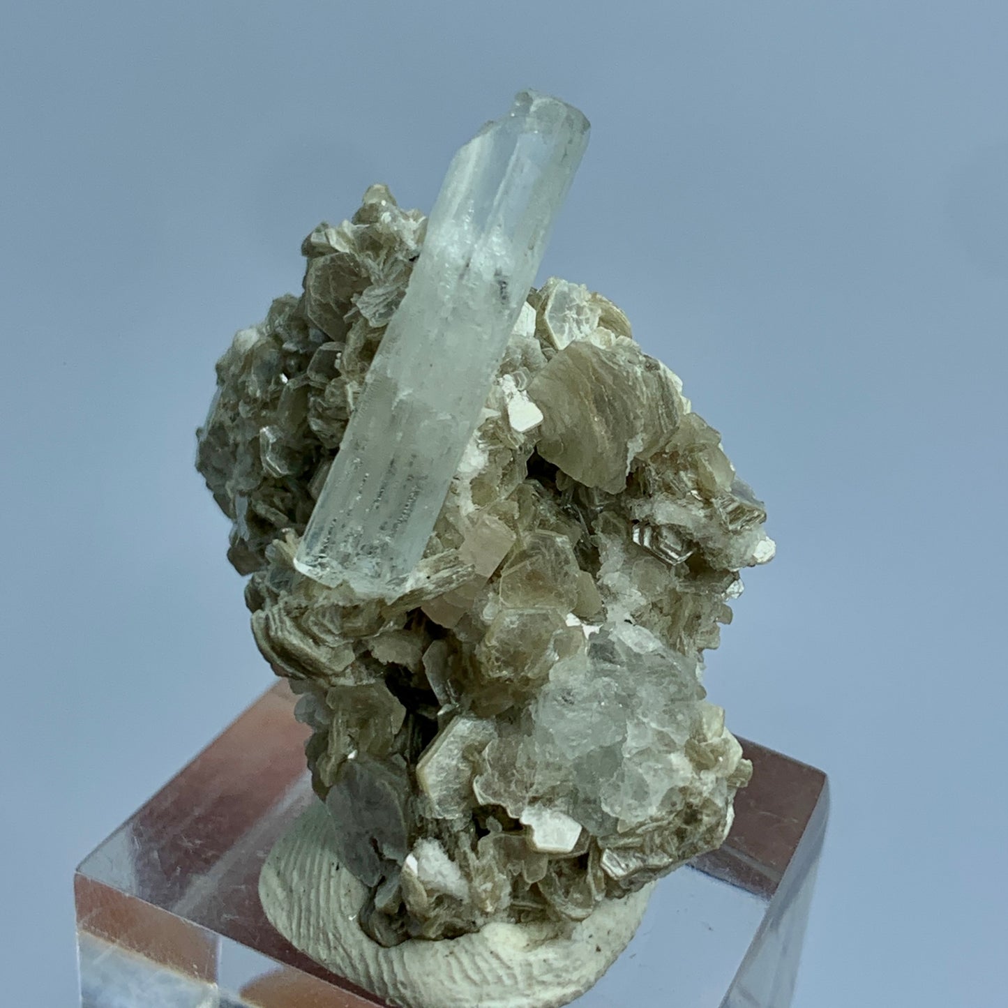 Aquamarine Crystal, Apatite, Muscovite Mica, 51 Carats, Mineral Association, Pegmatite Mineral, Throat Chakra, Beryl Crystal, Collector Specimen, Aesthetic Cluster, Miniature Specimen, Crystal Dimensions, Natural Specimen