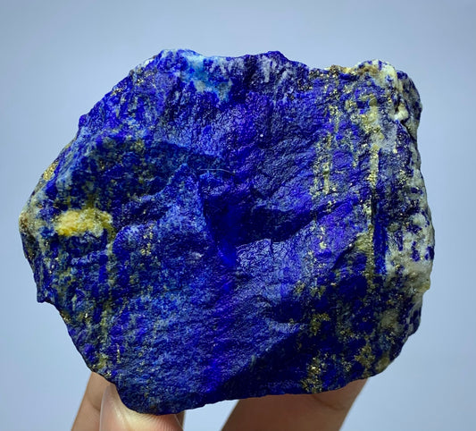 285g raw Lapis Lazuli specimen from Badakhshan
Blocky Lapis Lazuli specimen with gold Pyrite veins