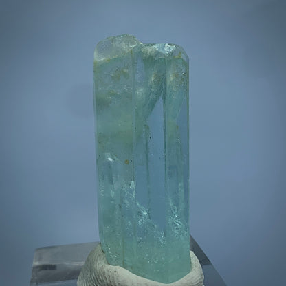 Aquamarine Crystal, Apatite, , Mineral Association, Beryl Crystal, Collector Specimen, Aesthetic Cluster, Miniature Specimen, Crystal Dimensions, Natural Specimen