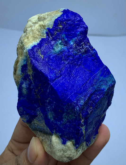 352g raw Lapis Lazuli specimen from Badakhshan
Blocky Lapis Lazuli specimen with golden Pyrite