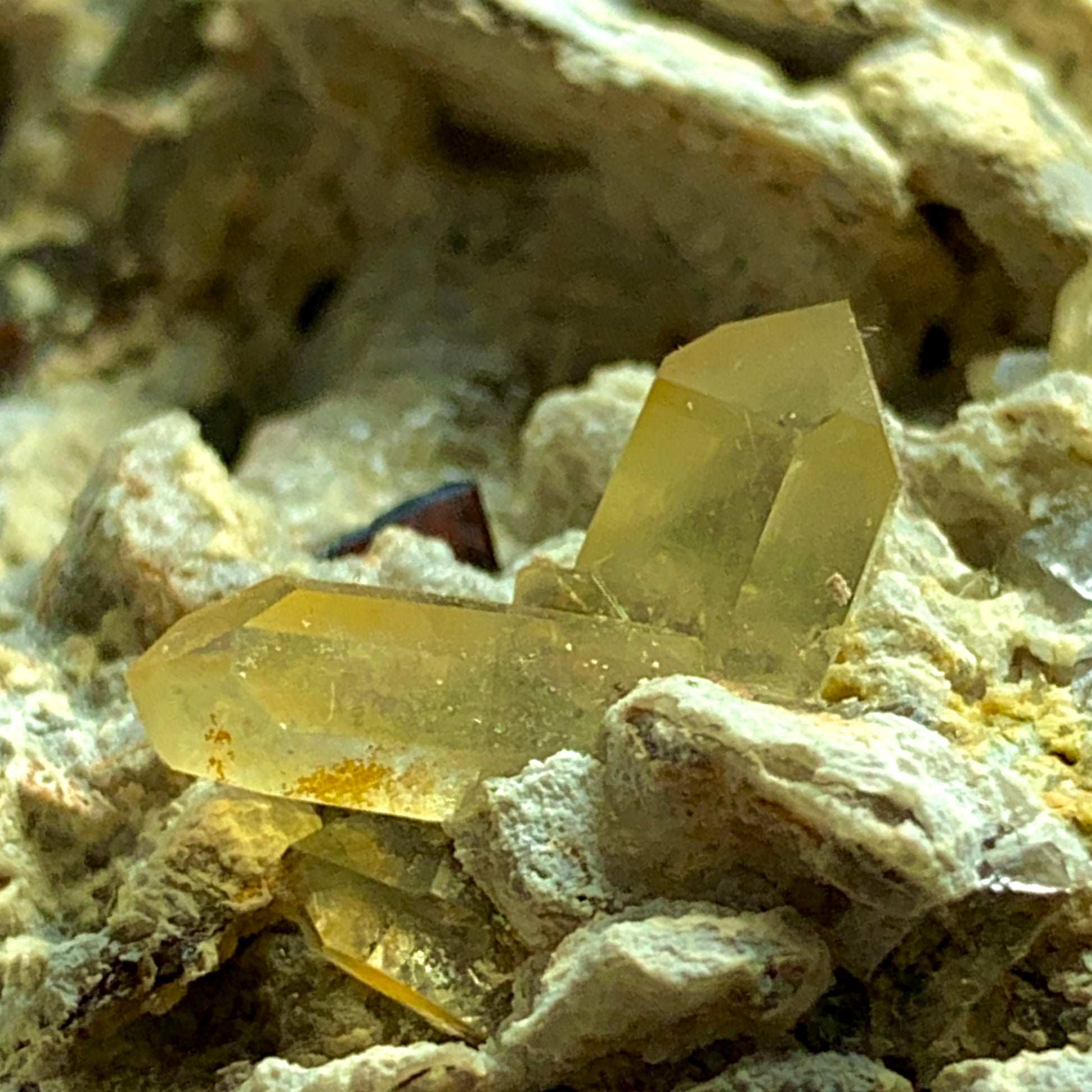 Brookite Crystal, Rainbow Quartz, Kite Brookite, 500g Mineral, Pakistan Specimen, Rare Mineral, Quartz Matrix, Collector Specimen, Anatase, Titanium Dioxide