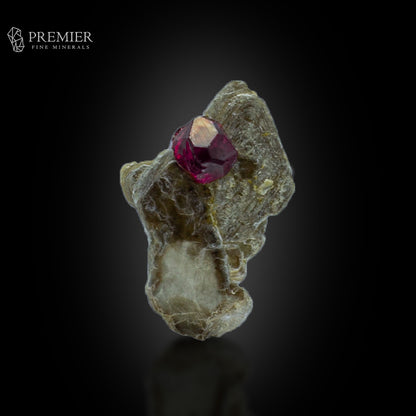 Rhodolite Garnet Crystals on Feldspar – Skardu Thumbnail