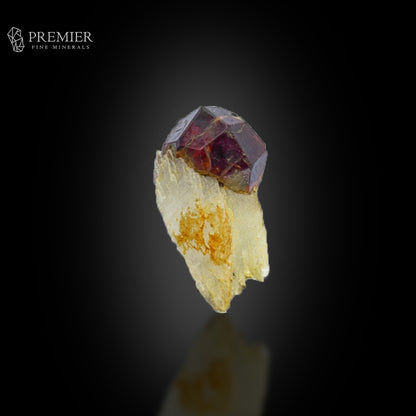Rhodolite Garnet Crystals on Feldspar – Skardu Thumbnail