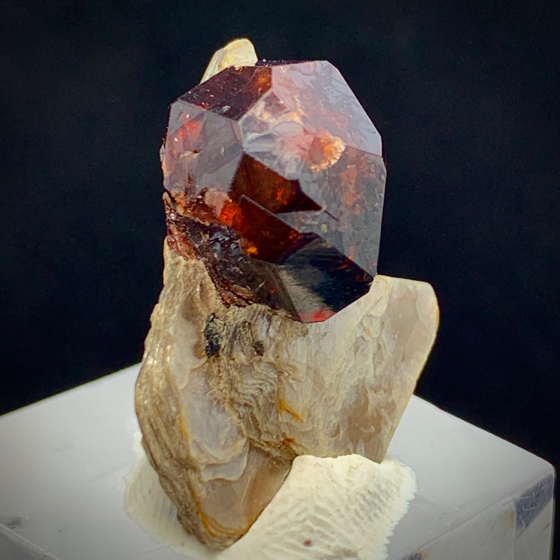 Almandine Garnet, Garnet on Muscovite, Skardu Pakistan, Muscovite Matrix, Garnet Crystal, Red Garnet, Mineral Specimen, Collector Crystal, Root Chakra, Pakistan Gemstone
