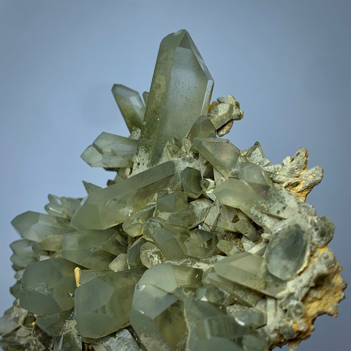 Chlorite Quartz, Green Quartz, 725 Carats, 145 Grams, Pakistan Mineral, Crystal Cleansing, Heart Chakra, Quartz Cluster, Collector Specimen, Aesthetic Cluster, Chlorite Inclusion,