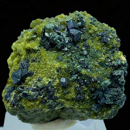Magnetite, Vesuvianite, Diopside  on Matrix from Pakistan