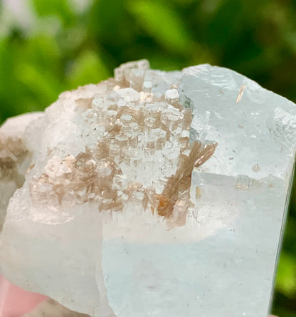 Natural Aquamarine Beautiful Termination Crystal Like Bunches of Needles Termination Crystals