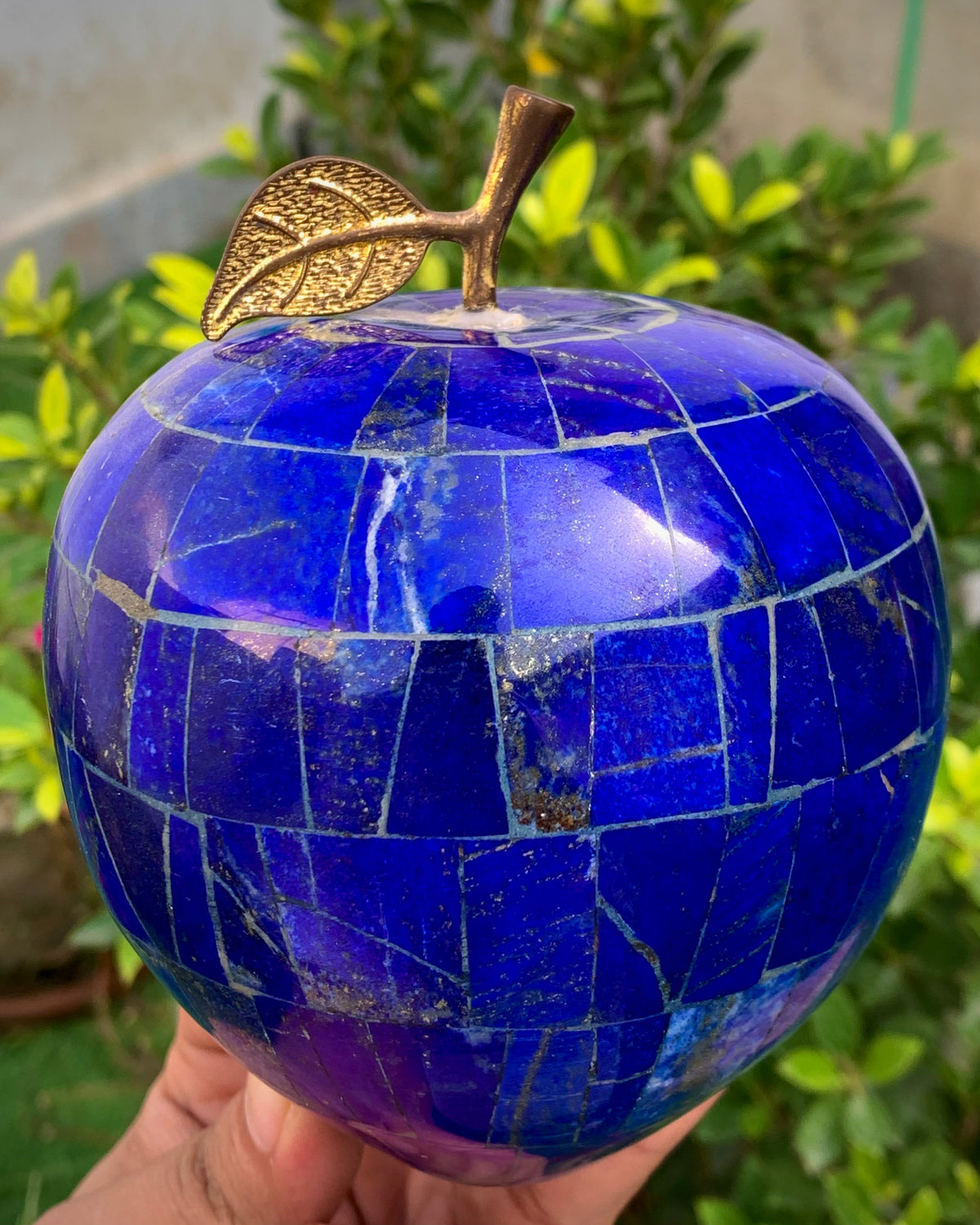 Lapis Lazuli Apple Sculpture, Blue Gemstone Fruit Figurine with Gold Tone Leaf, Natural Stone Carving, 1783g Collectible Home Decor