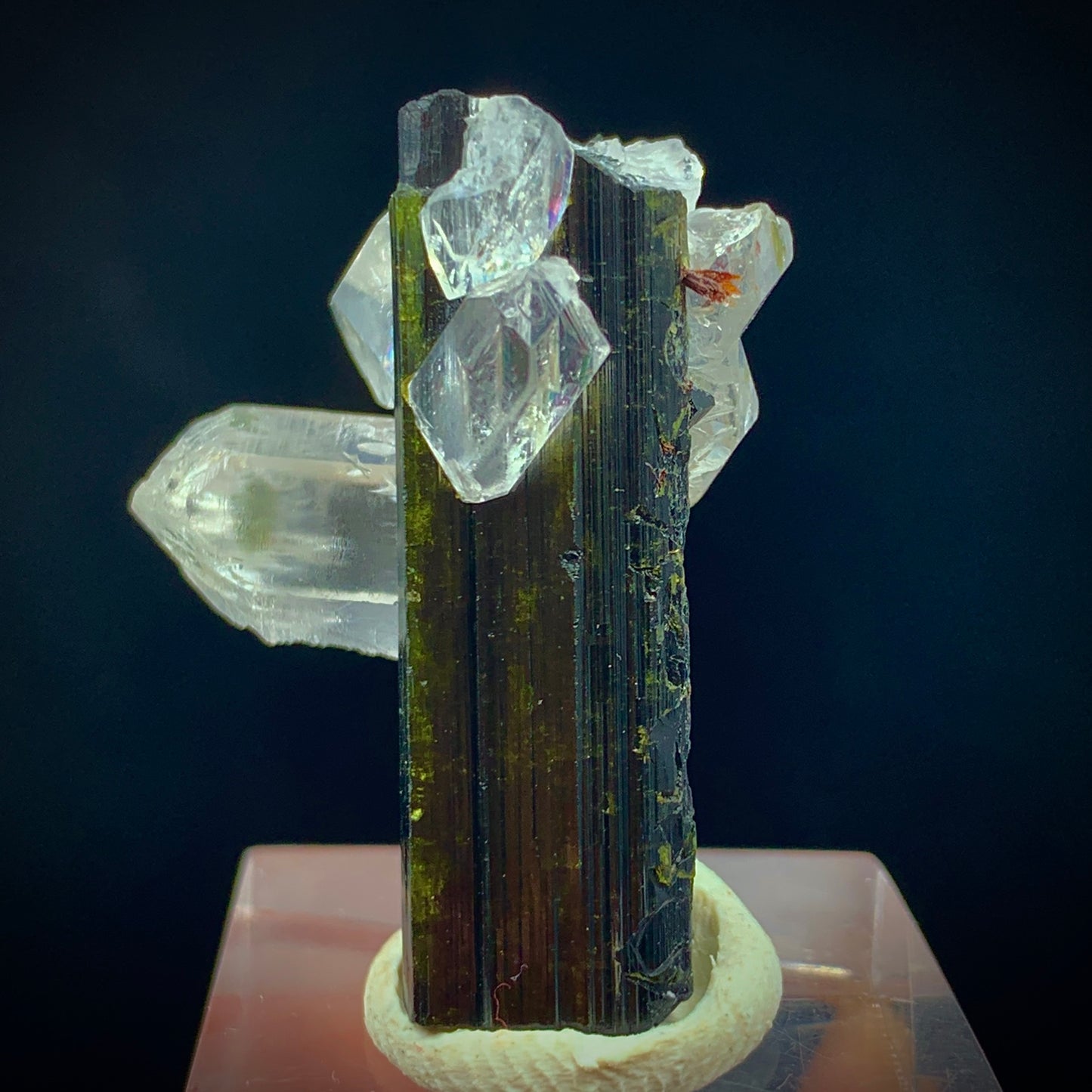 Epidote Crystal, Quartz Cluster, Mica Matrix, 60 Carat, Skardu Pakistan, Green Epidote, Mineral Association, Collector Specimen, Aesthetic Cluster, Miniature Specimen, Pakistan Mineral, Crystal Dimensions, Epidote on Quartz