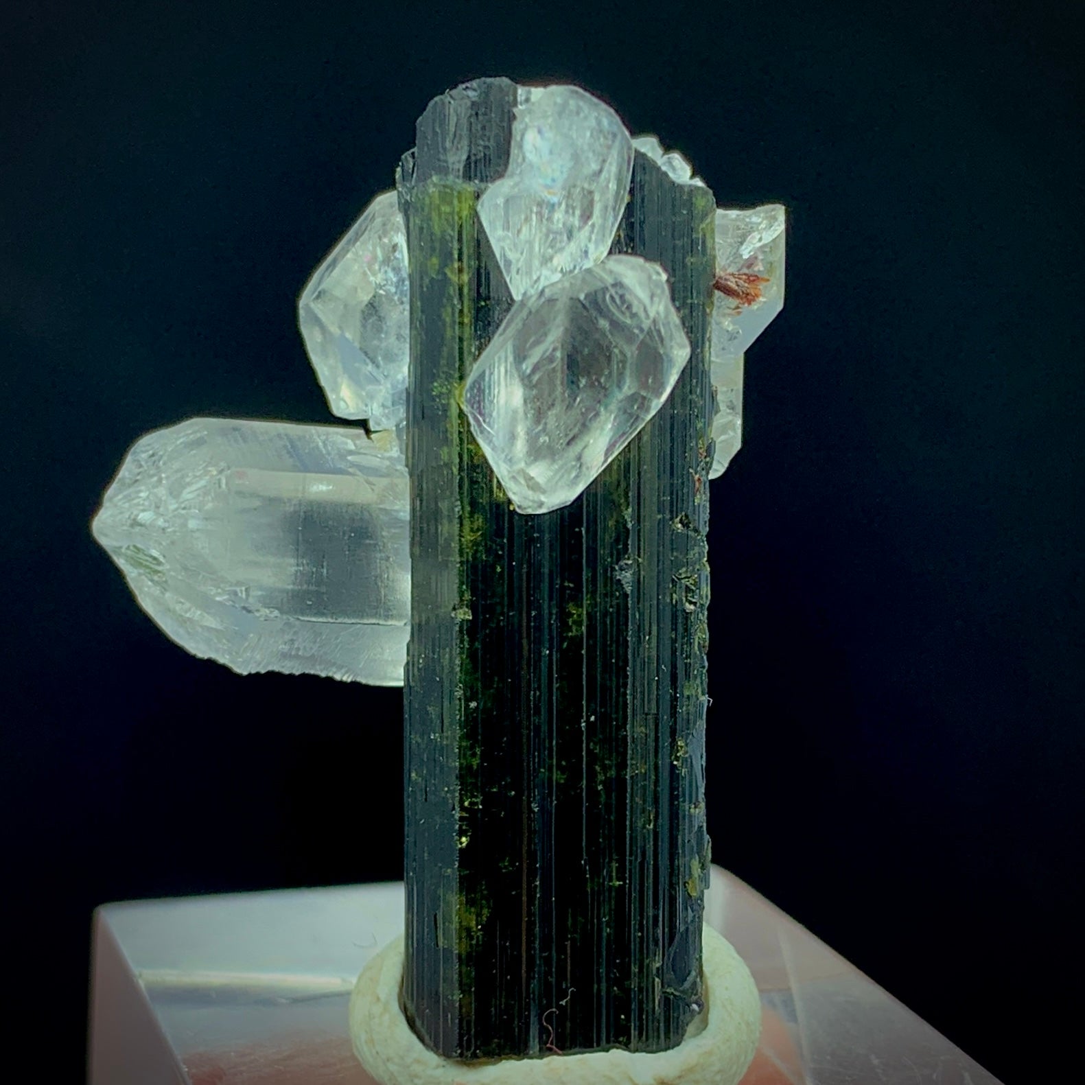 Epidote Crystal, Quartz Cluster, Mica Matrix, 60 Carat, Skardu Pakistan, Green Epidote, Mineral Association, Collector Specimen, Aesthetic Cluster, Miniature Specimen, Pakistan Mineral, Crystal Dimensions, Epidote on Quartz