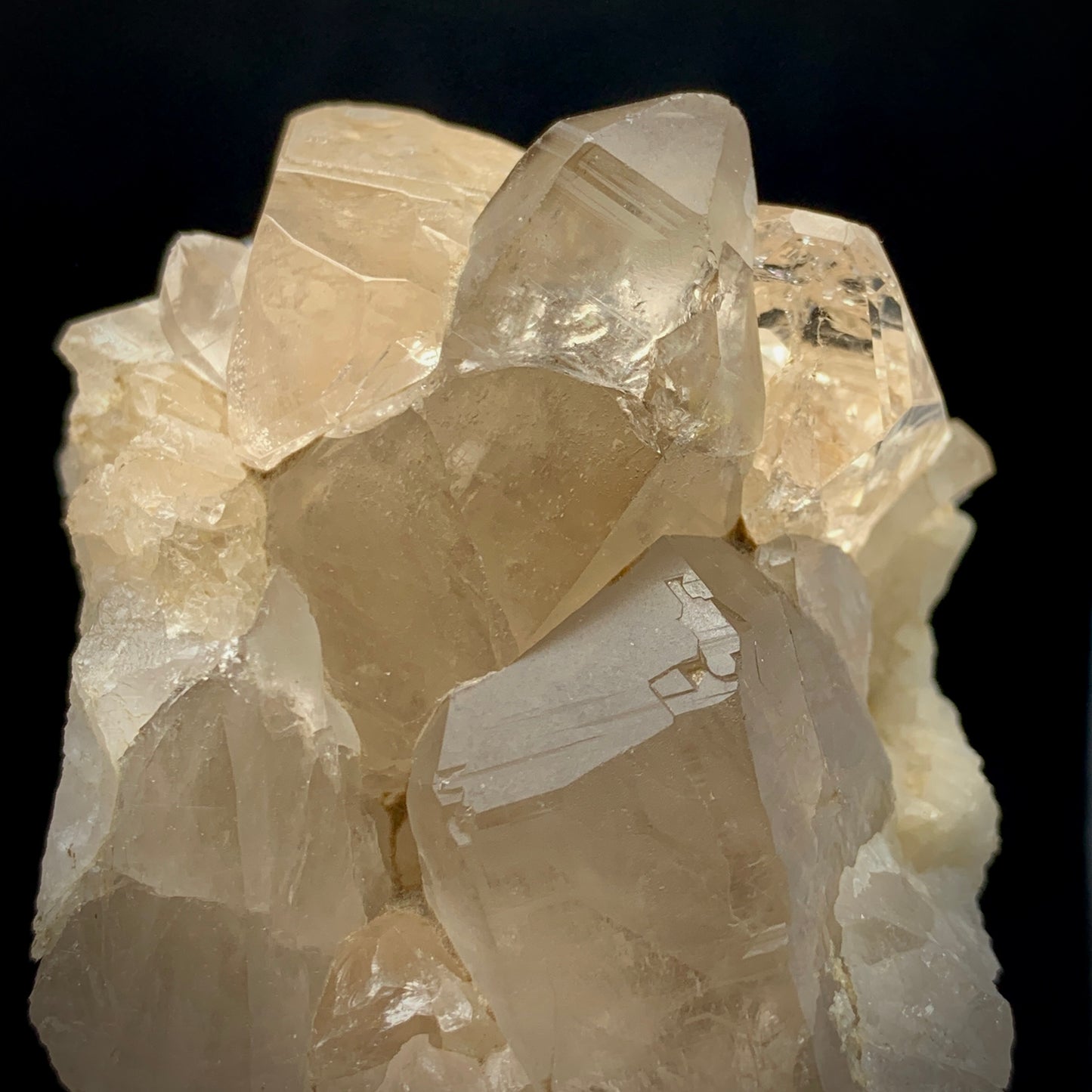 topaz Crystal, Smoky Quartz, 733 Carats, Quartz Cluster, Skardu Pakistan, Pegmatite Mineral, Topaz on Matrix, Collector Specimen, Aesthetic Cluster, Investment Stone, Grounding Stone, Crystal Dimensions, Natural Specimen