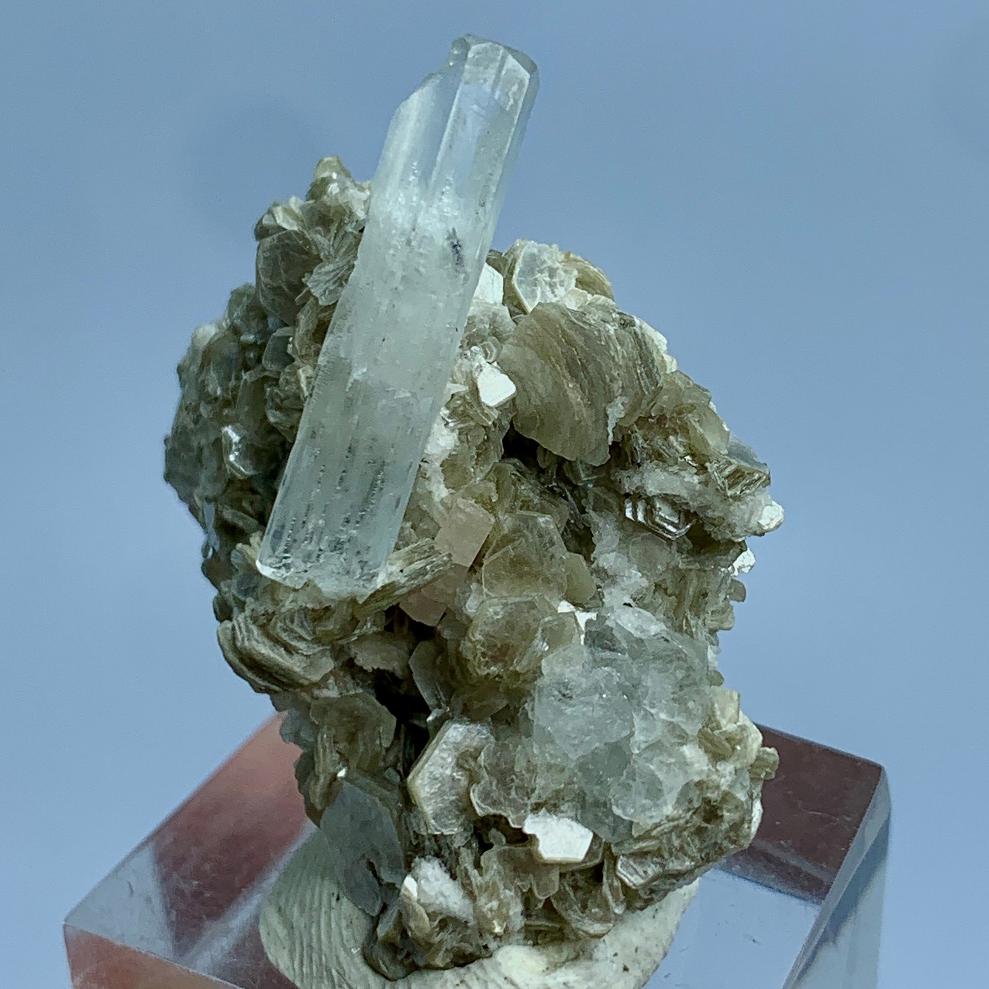 Aquamarine Crystal, Apatite, Muscovite Mica, 51 Carats, Mineral Association, Pegmatite Mineral, Throat Chakra, Beryl Crystal, Collector Specimen, Aesthetic Cluster, Miniature Specimen, Crystal Dimensions, Natural Specimen