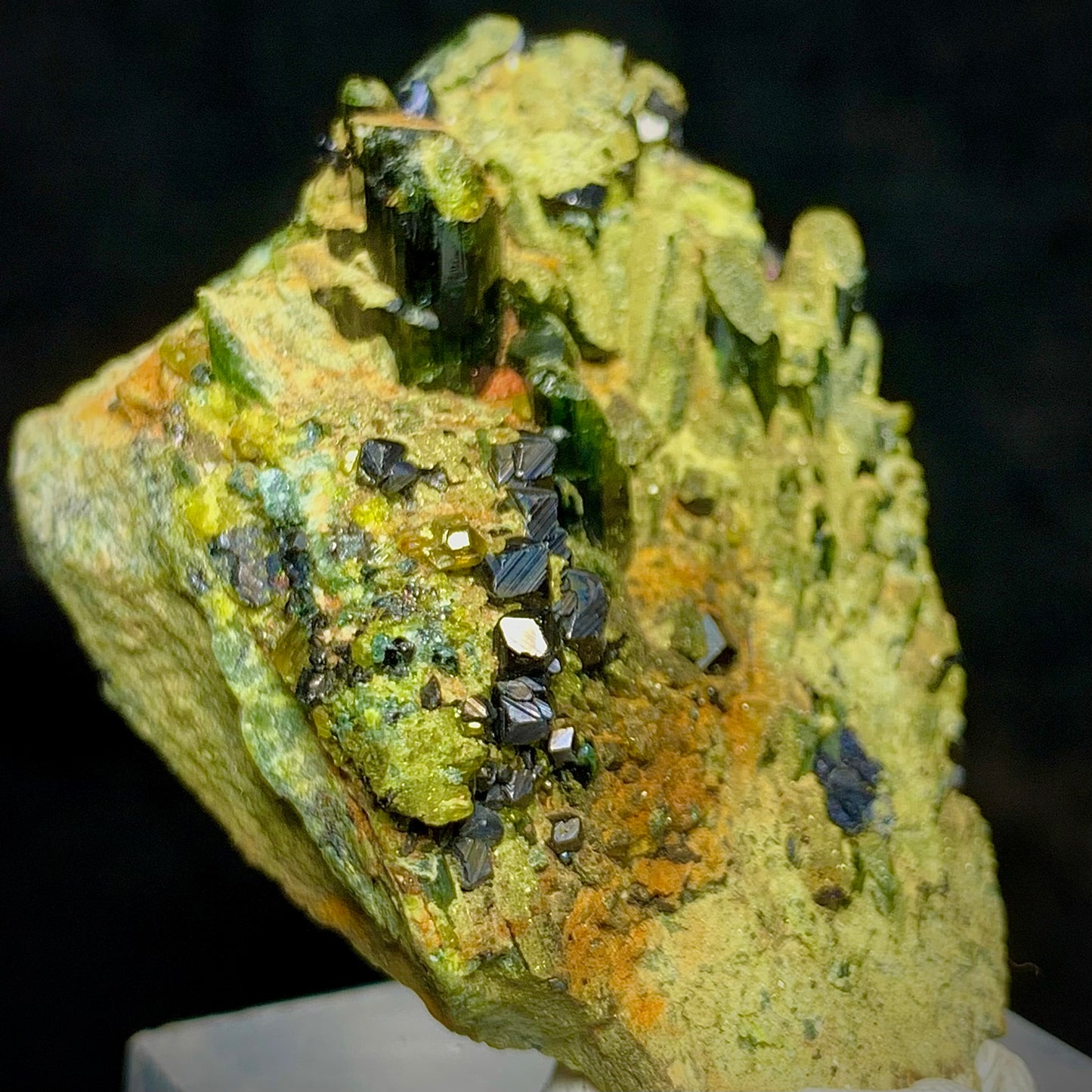 Vesuvianite, Magnetite, Diopside, 295 Carats, 59 Grams, Mineral Association, Skarn Deposit, Idocrase, Pyroxene, Collector Specimen, Miniature Specimen, Complex Mineral, Cabinet Specimen