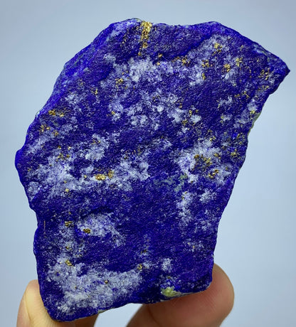 Afghan rough Lapis Lazuli collector specimen
Unpolished Lapis Lazuli specimen face detail