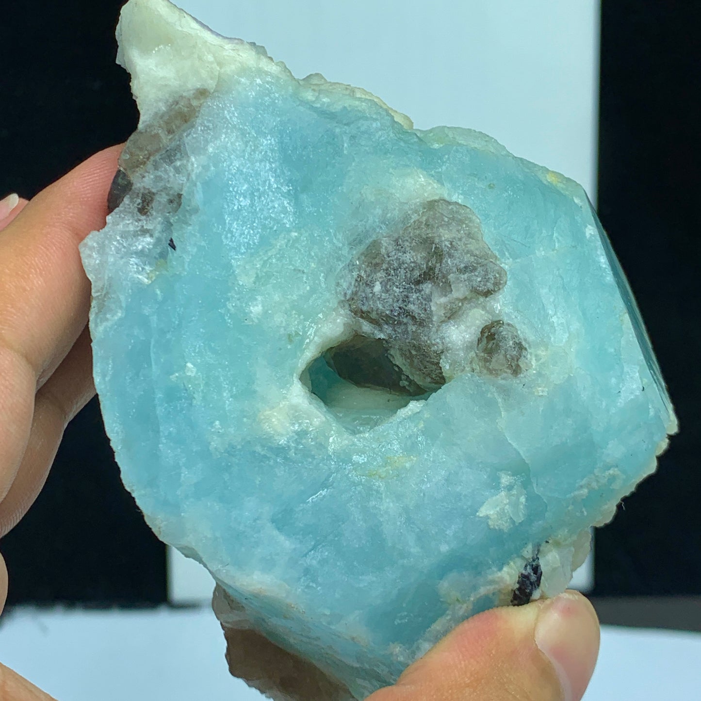 Aquamarine Crystal, 2500 Carat Beryl, Deep Blue Aquamarine, Raw Crystal Specimen, Afghanistan Mineral, Large Aquamarine, Rough Gemstone, Investment Mineral, Beryl Crystal, Blue Crystal