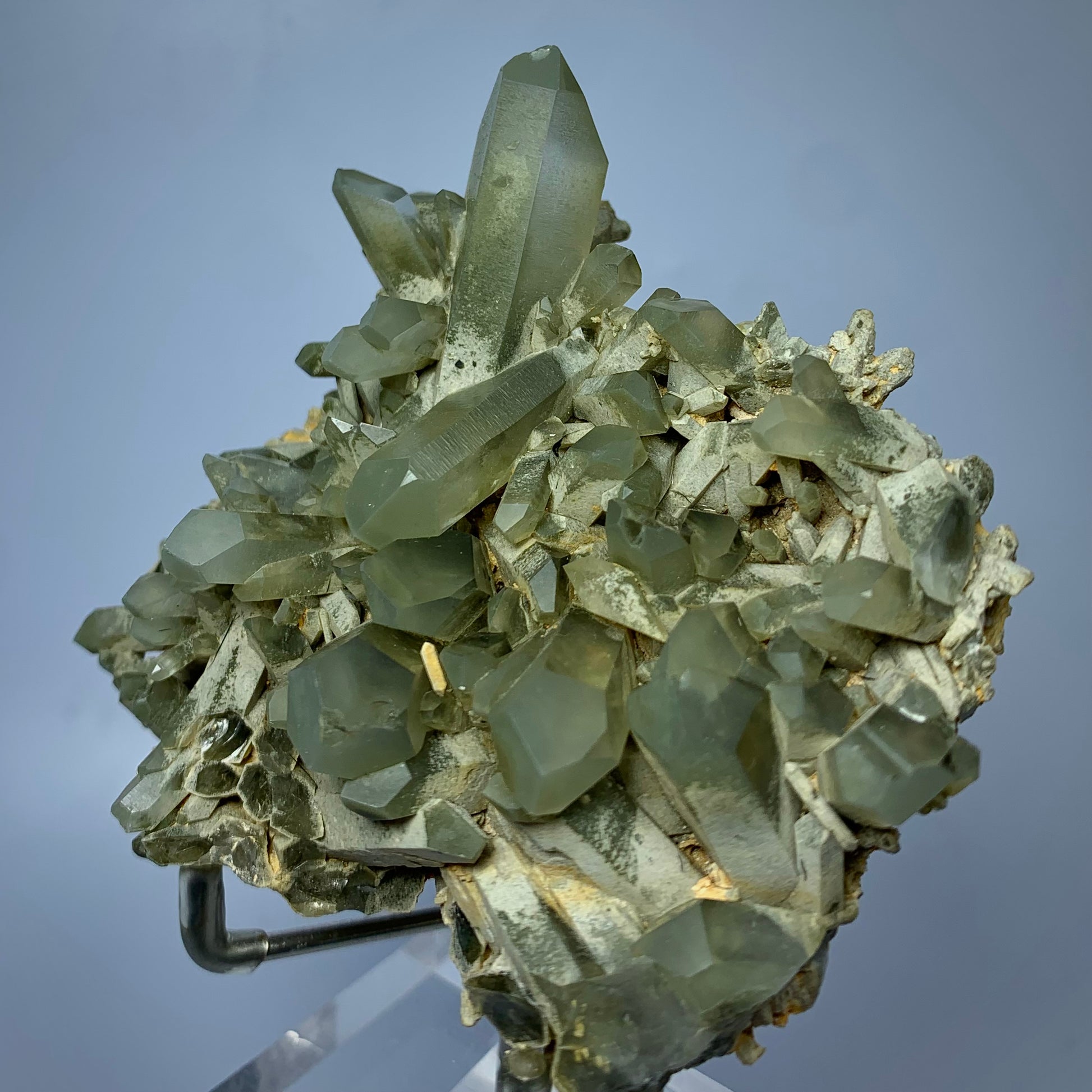 Chlorite Quartz, Green Quartz, 725 Carats, 145 Grams, Pakistan Mineral, Crystal Cleansing, Heart Chakra, Quartz Cluster, Collector Specimen, Aesthetic Cluster, Chlorite Inclusion,