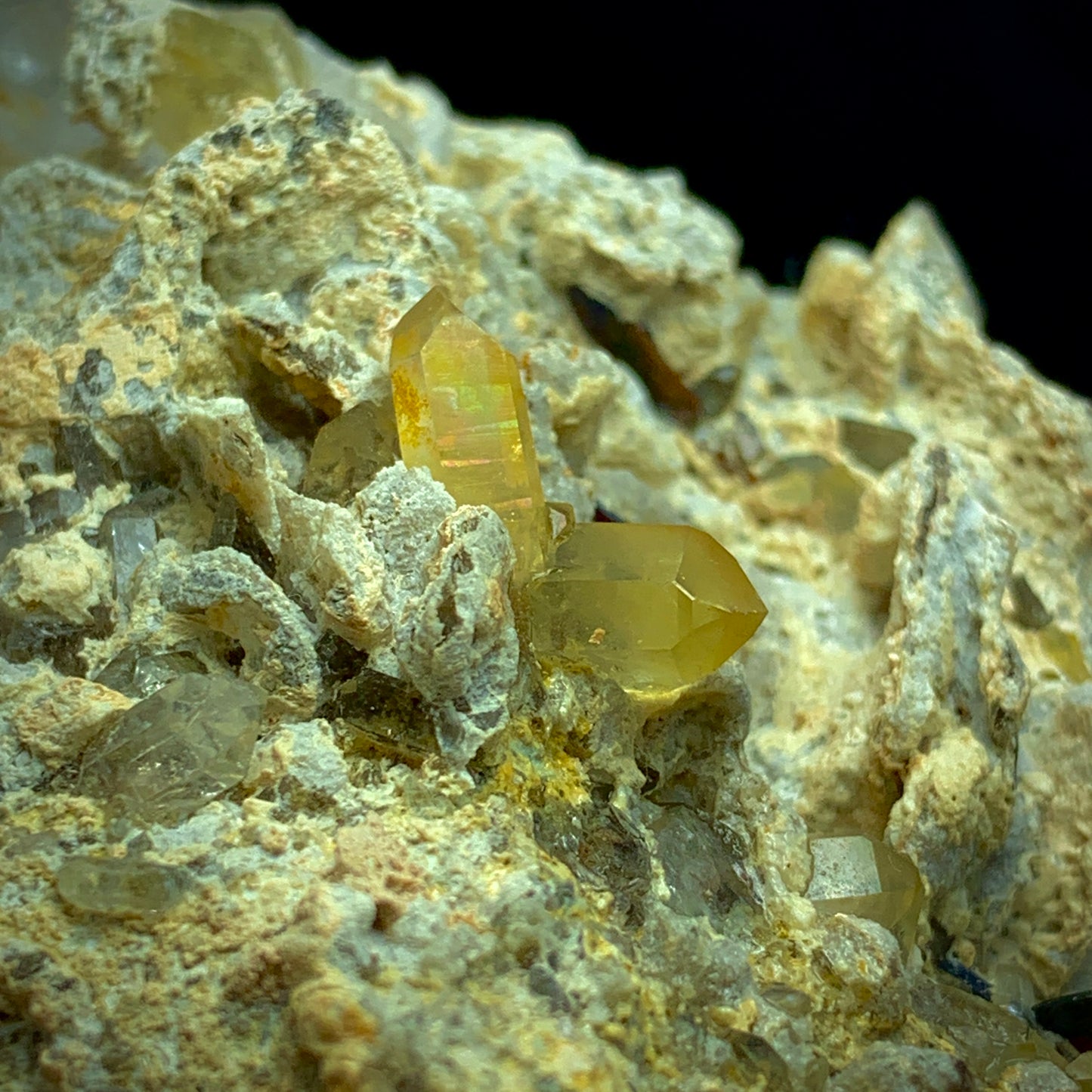 Brookite Crystal, Rainbow Quartz, Kite Brookite, 500g Mineral, Pakistan Specimen, Rare Mineral, Quartz Matrix, Collector Specimen, Anatase, Titanium Dioxide