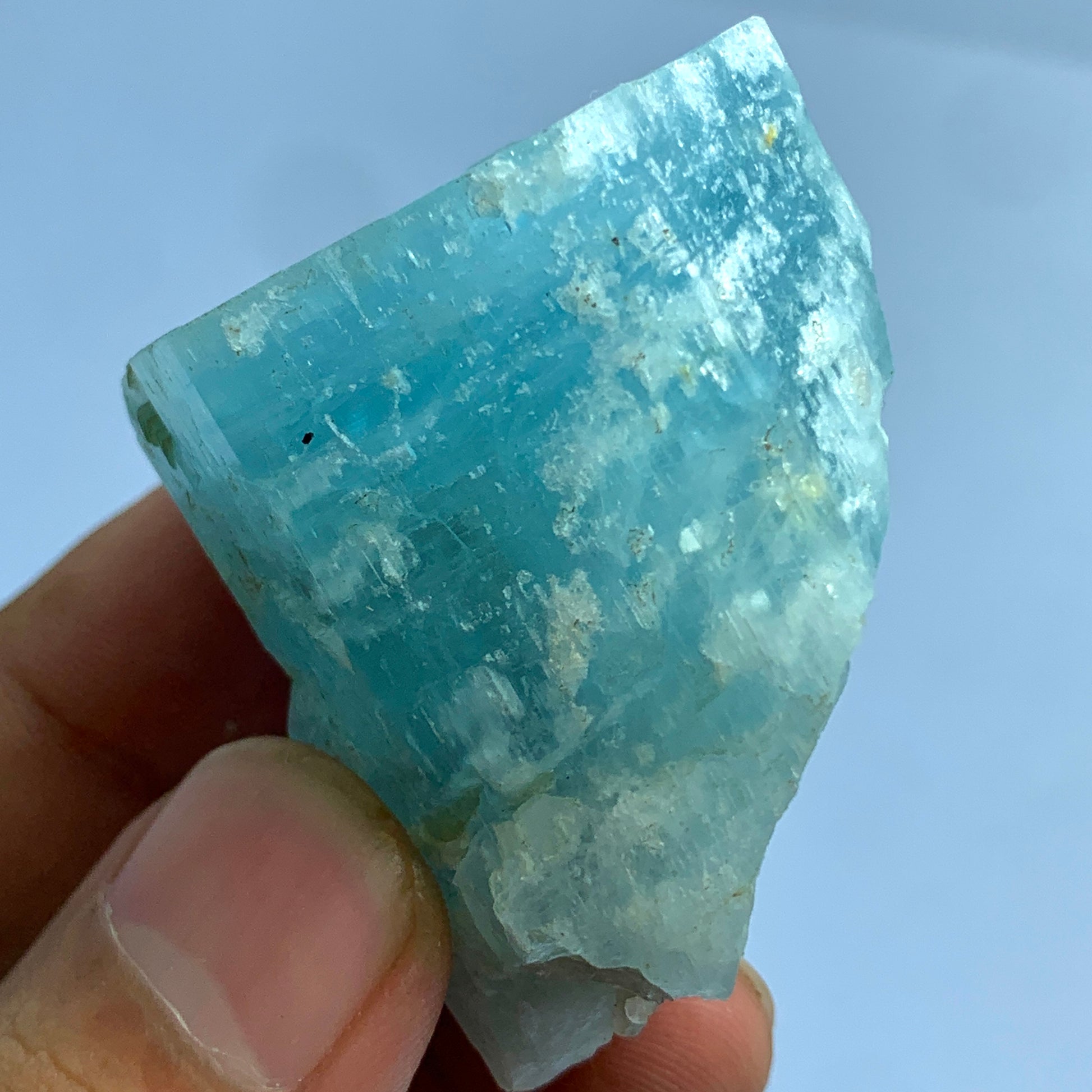 Terminated Aquamarine, 420 Carat, Deep Blue Beryl, Gem Quality Crystal, Afghanistan Mineral, Raw Aquamarine, Museum Specimen, Collector Stone, Natural Aquamarine, Hexagonal Crystal
