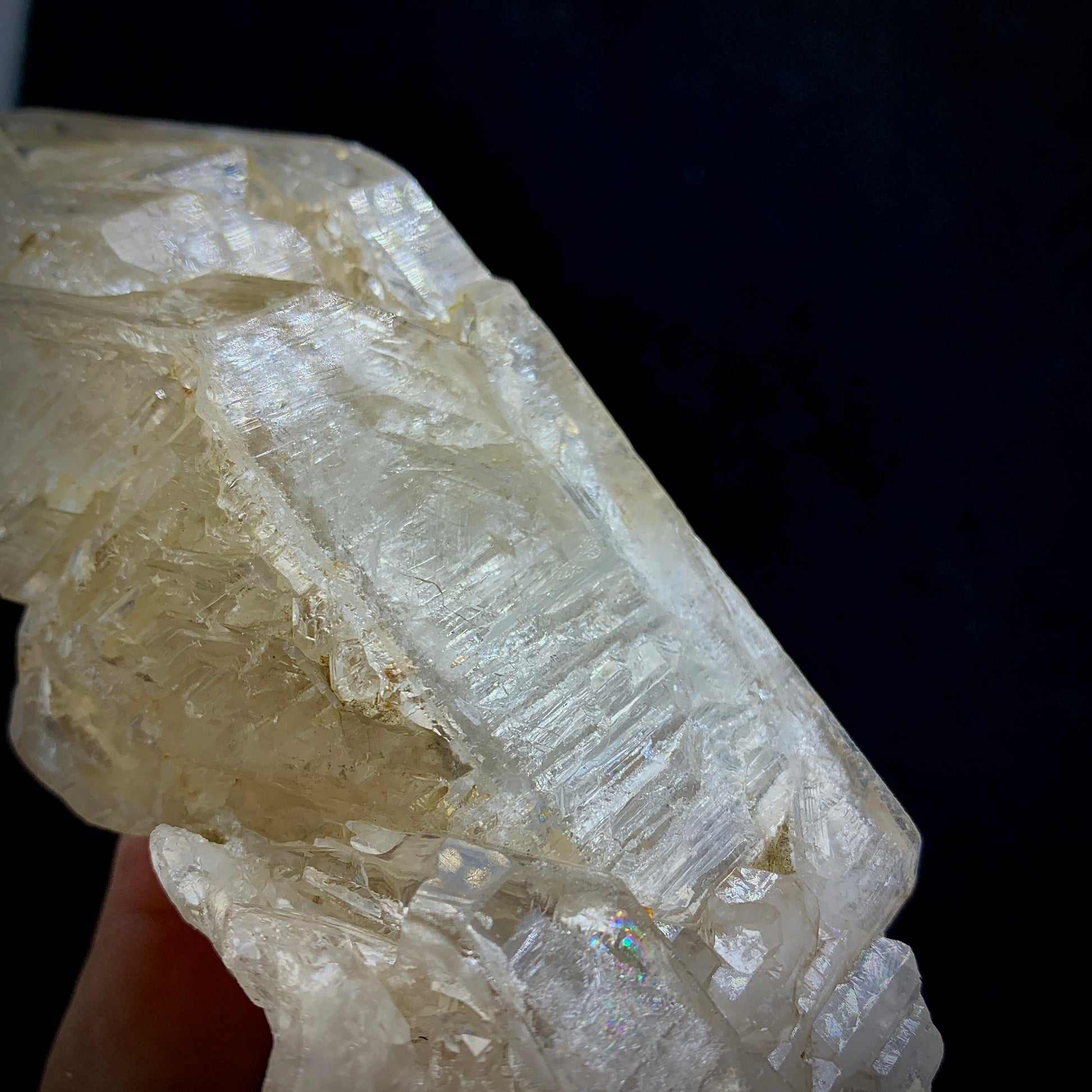 Skeleton Quartz, 2240 Carats, Fenster Quartz, Perfect Terminated, Large Crystal, Master Healer, Record Keeper, Collector Specimen, $\text{SiO}_2$, Quartz Crystal, Growth Interference, Investment Stone, Crystal Dimensions