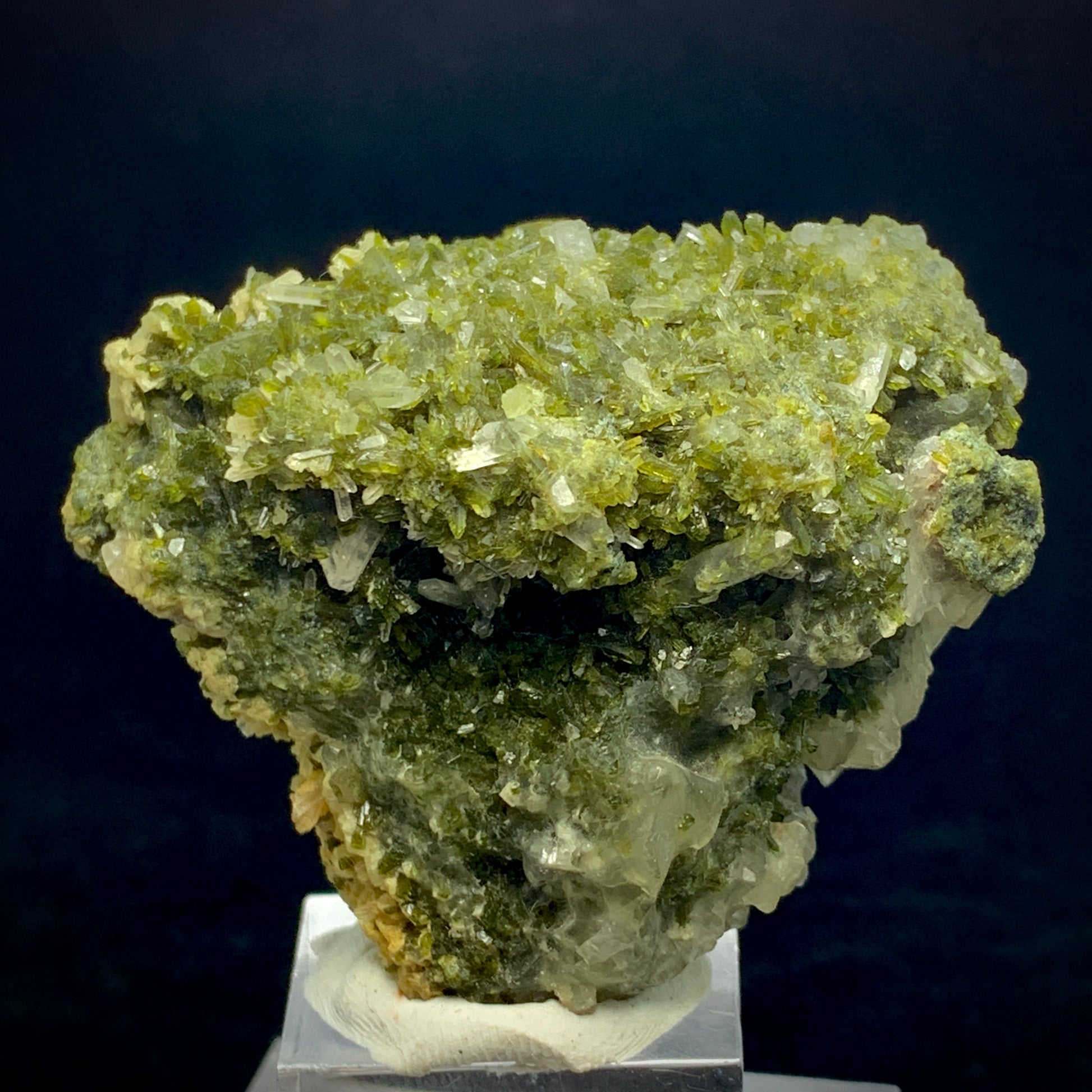 Vesuvianite Crystal, 708 Carat, Lazer Quartz, Calcite, Pakistan Crystal, Mineral Cluster, Idocrase, Damage Free, Rare Mineral, Collector Specimen
