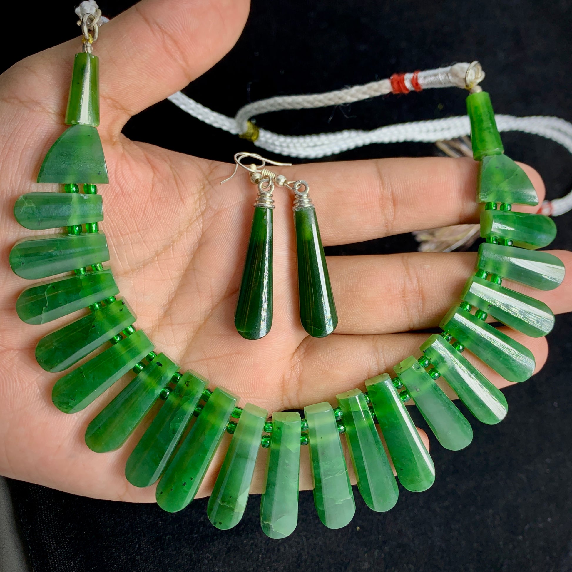 Nephrite Jade, Jade Necklace, Jade Earrings, 450 Carats, Massive Gemstone, Healing Crystal, Heart Chakra, Good Luck Stone, Statement Jewelry, Green Gemstone, Investment Piece, Jade Set, Natural Jade