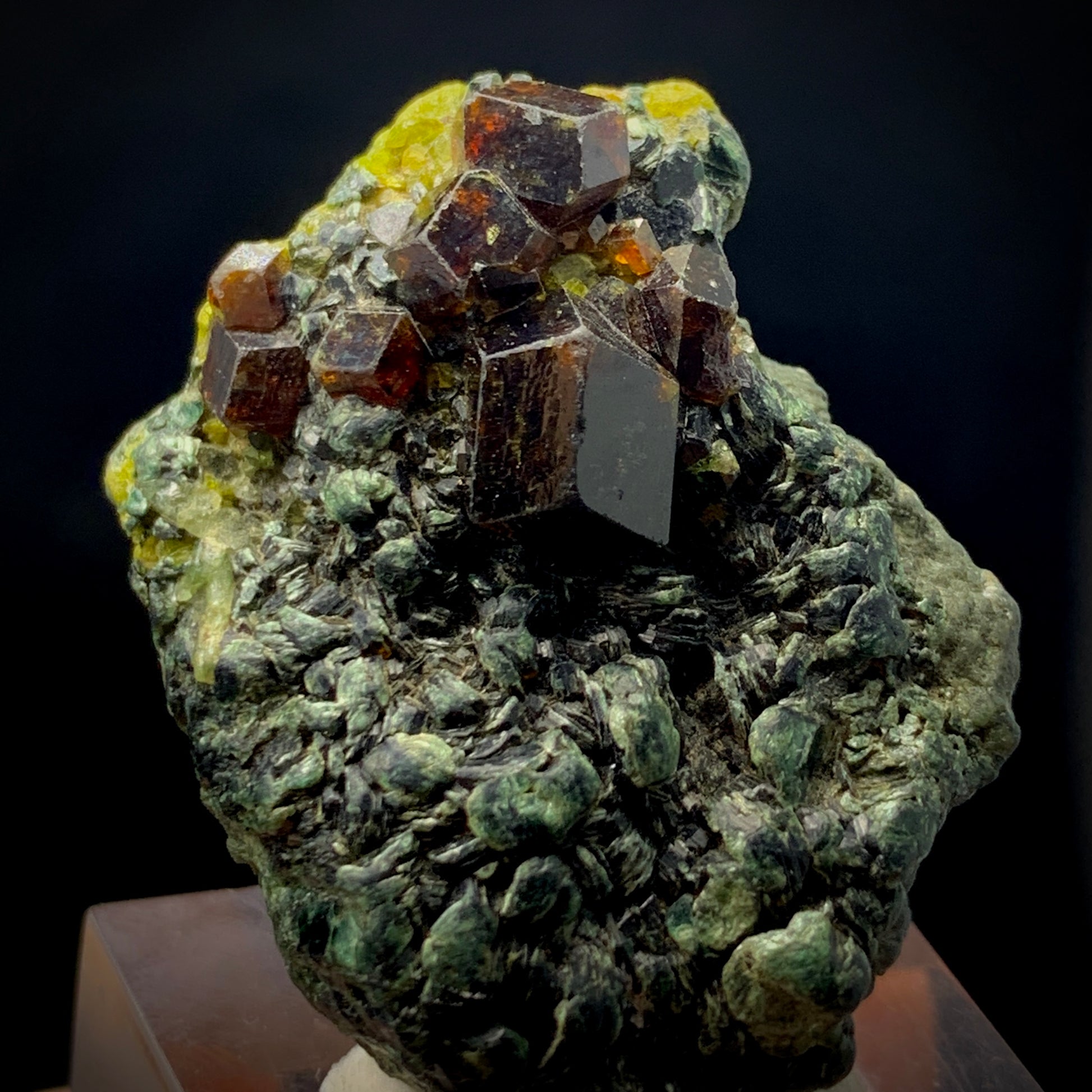 Andradite Garnet, Garnet Cluster, 160 Carats, Biotite Mica, Skardu Pakistan, Pegmatite Mineral, Dark Mineral, Black Garnet, Collector Specimen, Aesthetic Cluster, Miniature Specimen, Crystal Dimensions, Natural Specimen