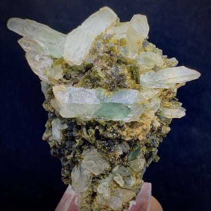 Epidote Crystal, Quartz Cluster, 1463 Carats, Massive Mineral, Green Crystal, Heart Chakra, Abundance Stone, Collector Specimen, Investment Stone, Mineral Association, Crystal Dimensions, Natural Specimen,