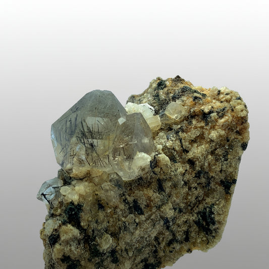 Rutilated Quartz, 208 Carat, Black Rutile, Copper Rutile, Terminated Crystal, Quartz on Matrix, Rare Rutile, Collector Grade, Mineral Specimen, Dual-Color Rutil
