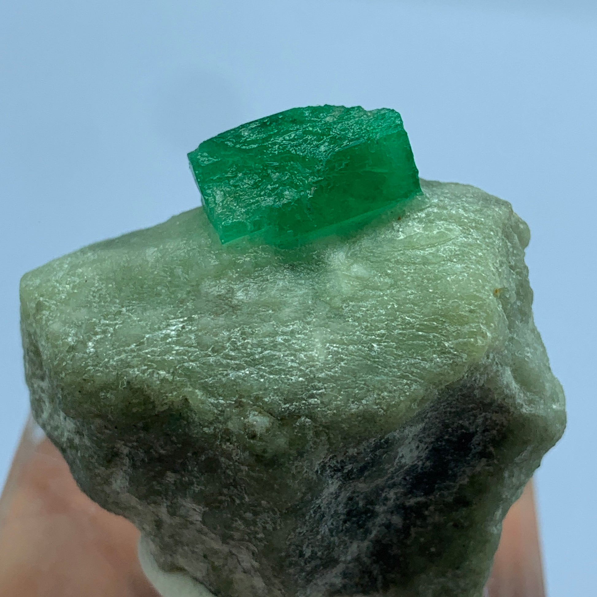 Emerald Crystal, Emerald on Matrix, Vivid Green Emerald, 145 Carat, Raw Emerald, Natural Specimen, Pakistan Emerald, Mineral Collector, Green Crystal, Collector Gemstone, Emerald Display, Raw Stone